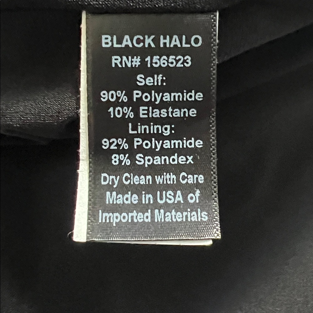 Black Halo Egan One Shoulder Gown - Picture 13 of 14